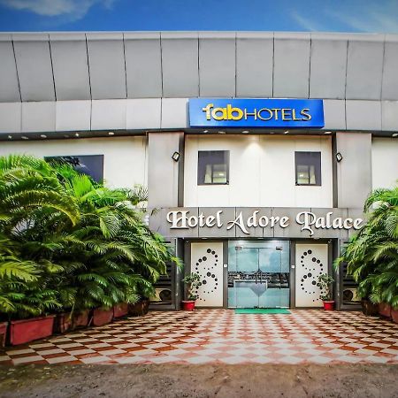 מומביי Hotel Adore Palace מראה חיצוני תמונה