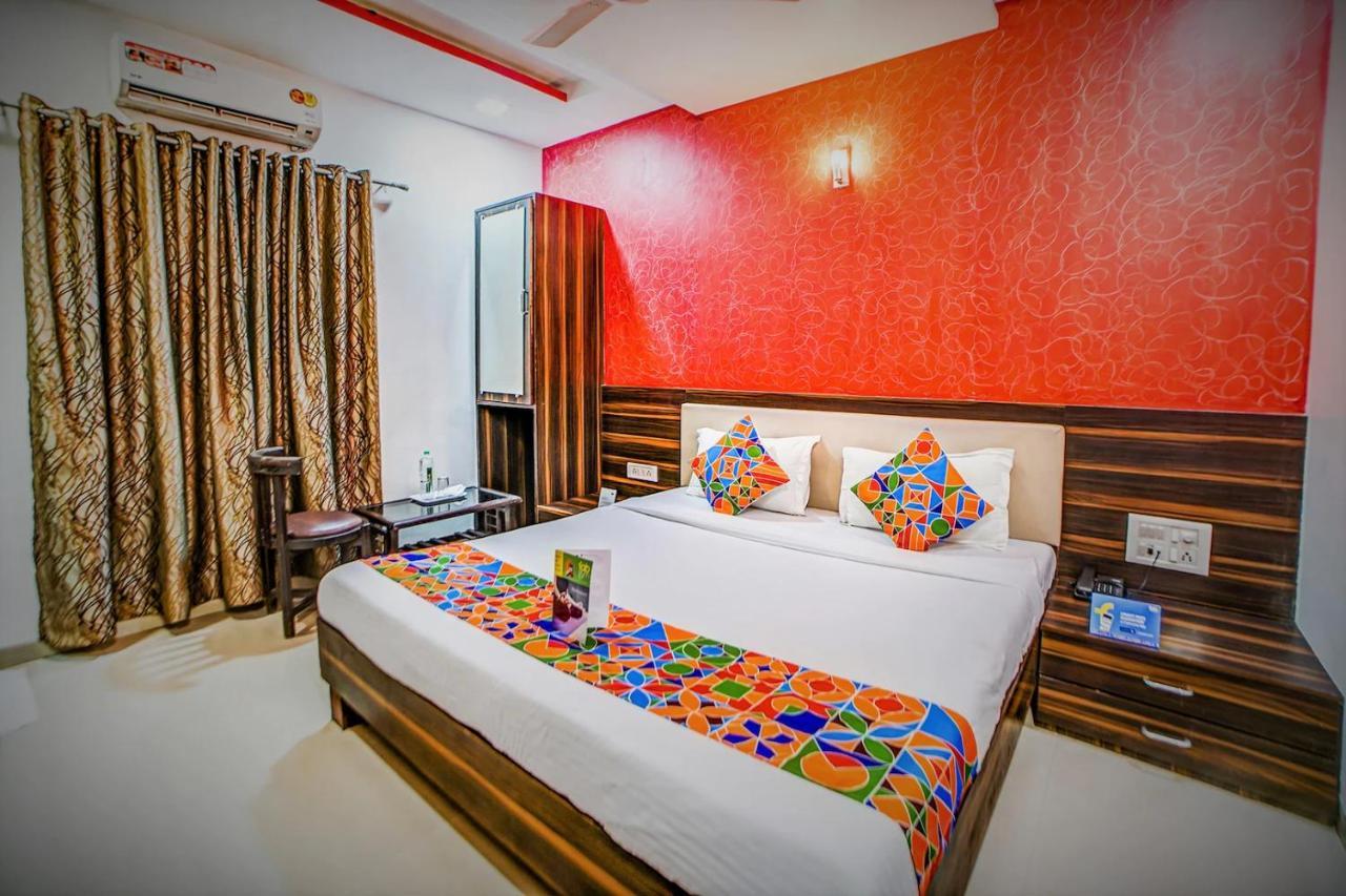 מומביי Hotel Adore Palace מראה חיצוני תמונה